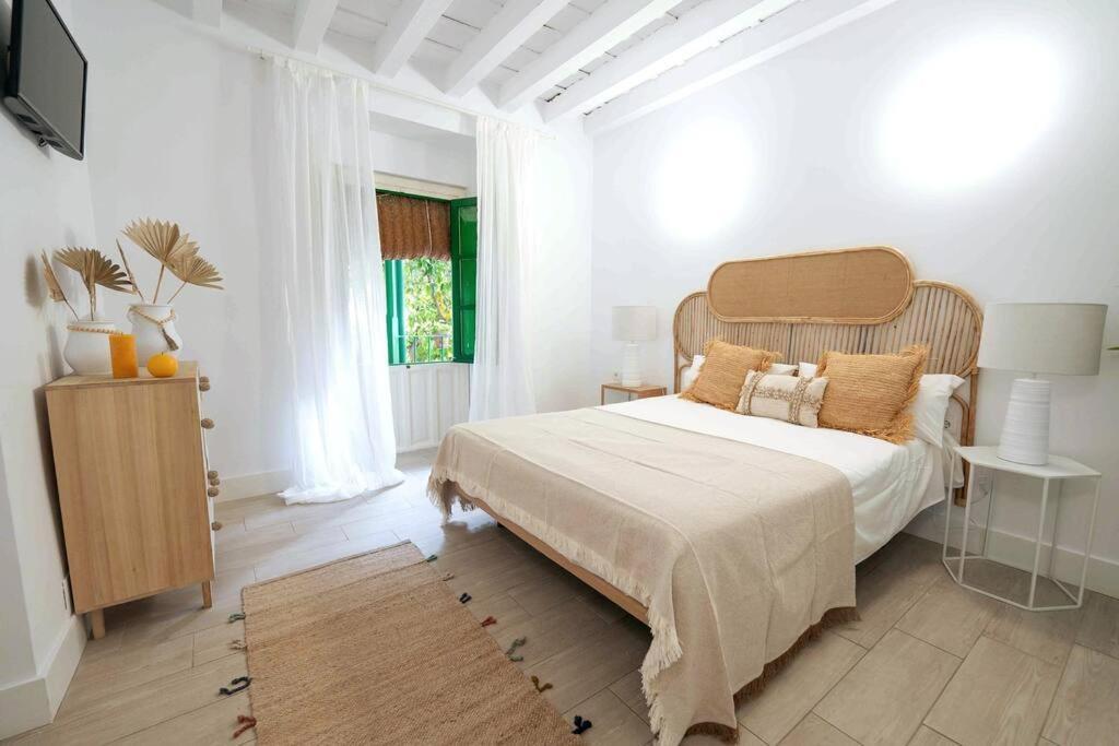 Apartamento A Estrenar En Calle Alcazares Seville Luaran gambar